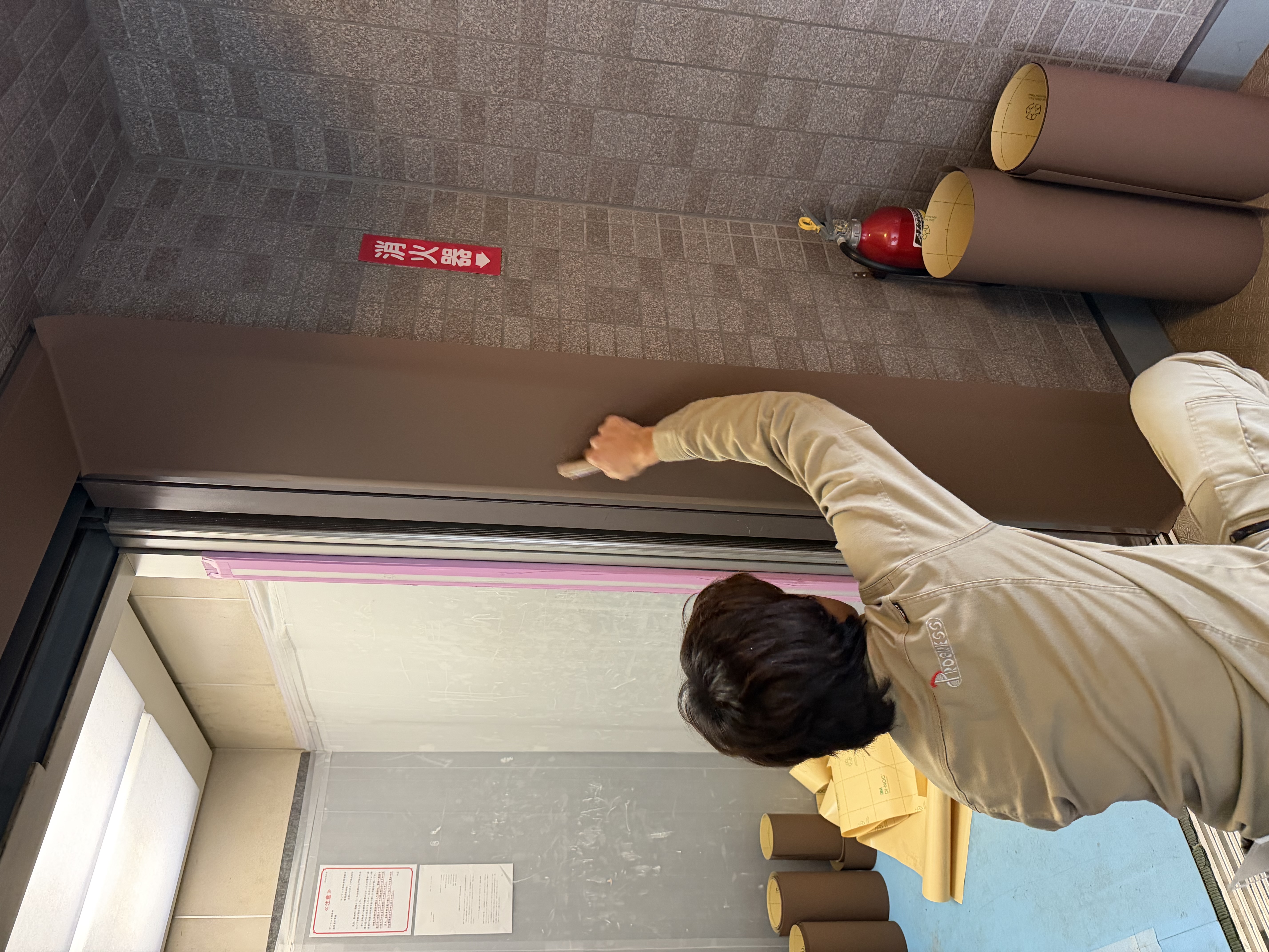 板橋区でのクリエイティブな仕事！ダイノックシートを活用したリフォームの未来
